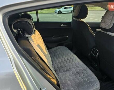 Сірий Кіа Sportage, об'ємом двигуна 1.6 л та пробігом 59 тис. км за 22000 $, фото 23 на Automoto.ua