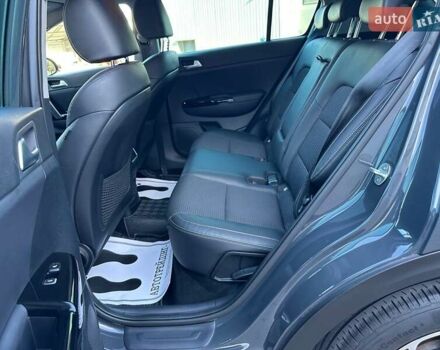 Серый Киа Sportage, объемом двигателя 2 л и пробегом 83 тыс. км за 26200 $, фото 74 на Automoto.ua