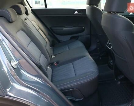 Серый Киа Sportage, объемом двигателя 1.59 л и пробегом 68 тыс. км за 18626 $, фото 6 на Automoto.ua