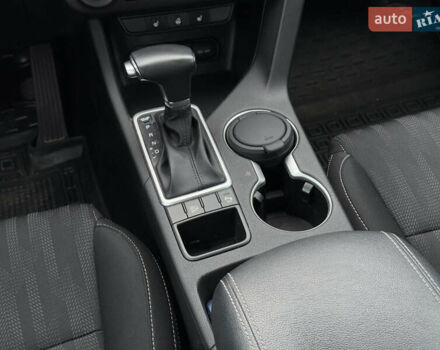 Сірий Кіа Sportage, об'ємом двигуна 1.59 л та пробігом 33 тис. км за 19999 $, фото 28 на Automoto.ua