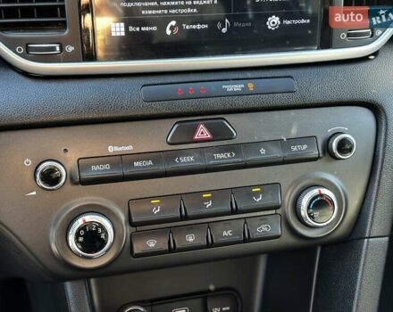 Сірий Кіа Sportage, об'ємом двигуна 1.59 л та пробігом 53 тис. км за 17999 $, фото 19 на Automoto.ua