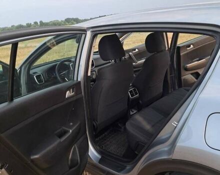 Серый Киа Sportage, объемом двигателя 1.59 л и пробегом 109 тыс. км за 17800 $, фото 5 на Automoto.ua