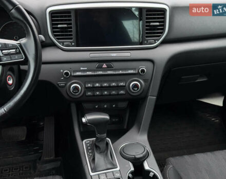 Сірий Кіа Sportage, об'ємом двигуна 1.59 л та пробігом 33 тис. км за 19999 $, фото 27 на Automoto.ua