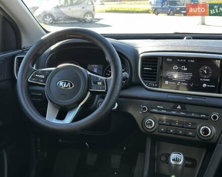 Сірий Кіа Sportage, об'ємом двигуна 1.59 л та пробігом 53 тис. км за 17999 $, фото 25 на Automoto.ua
