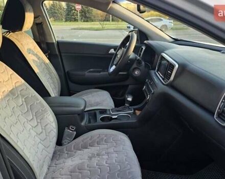 Сірий Кіа Sportage, об'ємом двигуна 1.6 л та пробігом 59 тис. км за 22000 $, фото 15 на Automoto.ua