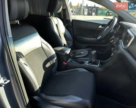 Сірий Кіа Sportage, об'ємом двигуна 1.59 л та пробігом 53 тис. км за 17999 $, фото 29 на Automoto.ua