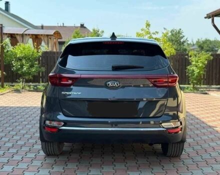 Серый Киа Sportage, объемом двигателя 2 л и пробегом 136 тыс. км за 15000 $, фото 5 на Automoto.ua