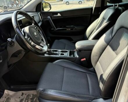 Серый Киа Sportage, объемом двигателя 2.4 л и пробегом 125 тыс. км за 12300 $, фото 9 на Automoto.ua