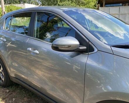 Сірий Кіа Sportage, об'ємом двигуна 1.59 л та пробігом 68 тис. км за 18500 $, фото 4 на Automoto.ua