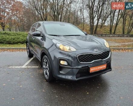 Сірий Кіа Sportage, об'ємом двигуна 1.59 л та пробігом 53 тис. км за 18900 $, фото 2 на Automoto.ua