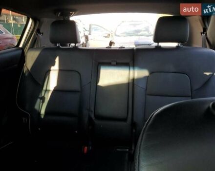 Сірий Кіа Sportage, об'ємом двигуна 2 л та пробігом 61 тис. км за 3000 $, фото 9 на Automoto.ua