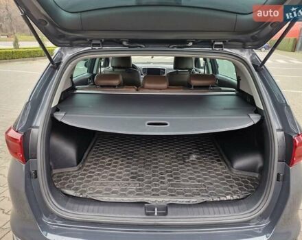 Серый Киа Sportage, объемом двигателя 1.59 л и пробегом 55 тыс. км за 20000 $, фото 22 на Automoto.ua