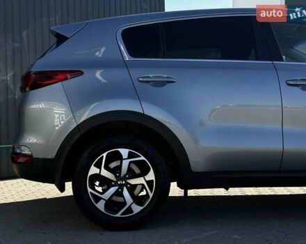 Сірий Кіа Sportage, об'ємом двигуна 1.59 л та пробігом 53 тис. км за 17999 $, фото 9 на Automoto.ua