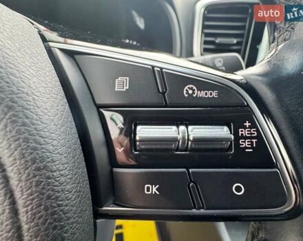 Серый Киа Sportage, объемом двигателя 2 л и пробегом 57 тыс. км за 26500 $, фото 6 на Automoto.ua
