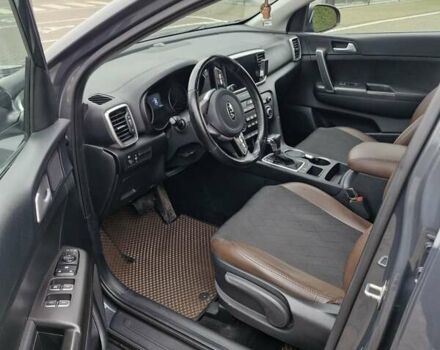 Серый Киа Sportage, объемом двигателя 1.59 л и пробегом 55 тыс. км за 20000 $, фото 13 на Automoto.ua