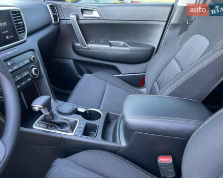 Серый Киа Sportage, объемом двигателя 1.6 л и пробегом 3 тыс. км за 21700 $, фото 26 на Automoto.ua