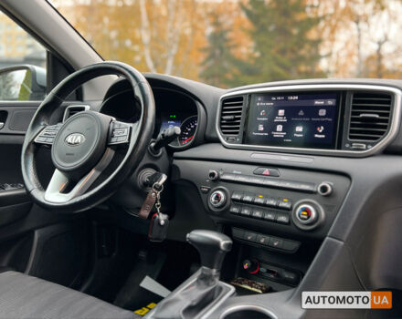 Сірий Кіа Sportage, об'ємом двигуна 1.6 л та пробігом 74 тис. км за 19200 $, фото 9 на Automoto.ua
