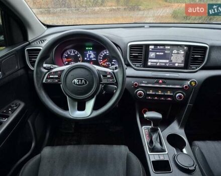 Сірий Кіа Sportage, об'ємом двигуна 1.59 л та пробігом 53 тис. км за 18900 $, фото 6 на Automoto.ua