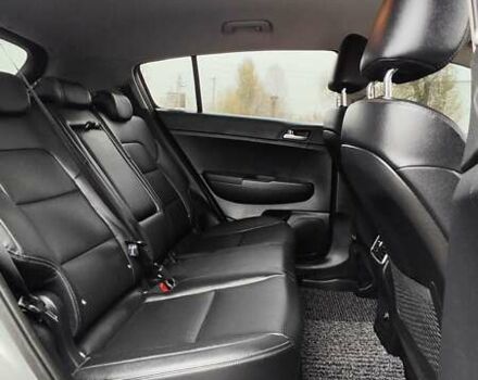 Сірий Кіа Sportage, об'ємом двигуна 2 л та пробігом 62 тис. км за 24500 $, фото 48 на Automoto.ua
