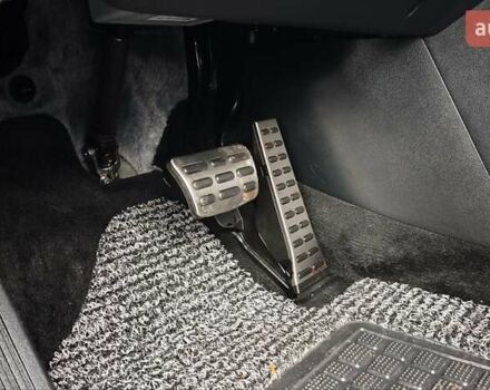 Сірий Кіа Sportage, об'ємом двигуна 2 л та пробігом 62 тис. км за 24500 $, фото 45 на Automoto.ua