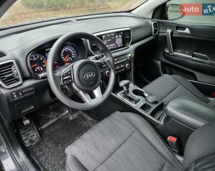 Сірий Кіа Sportage, об'ємом двигуна 1.59 л та пробігом 53 тис. км за 18900 $, фото 9 на Automoto.ua