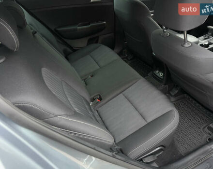 Сірий Кіа Sportage, об'ємом двигуна 1.59 л та пробігом 33 тис. км за 19999 $, фото 22 на Automoto.ua