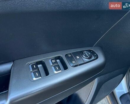 Серый Киа Sportage, объемом двигателя 2.36 л и пробегом 102 тыс. км за 18790 $, фото 15 на Automoto.ua