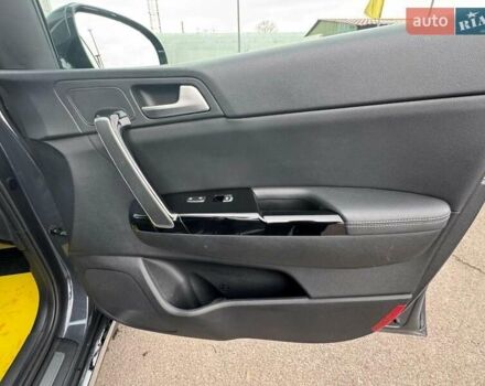 Серый Киа Sportage, объемом двигателя 2 л и пробегом 57 тыс. км за 26500 $, фото 67 на Automoto.ua