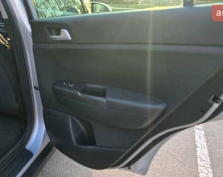 Сірий Кіа Sportage, об'ємом двигуна 1.6 л та пробігом 59 тис. км за 22000 $, фото 24 на Automoto.ua