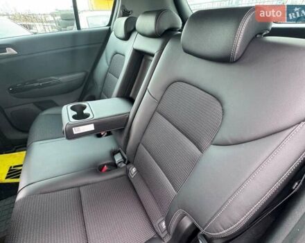 Серый Киа Sportage, объемом двигателя 2 л и пробегом 57 тыс. км за 26500 $, фото 12 на Automoto.ua