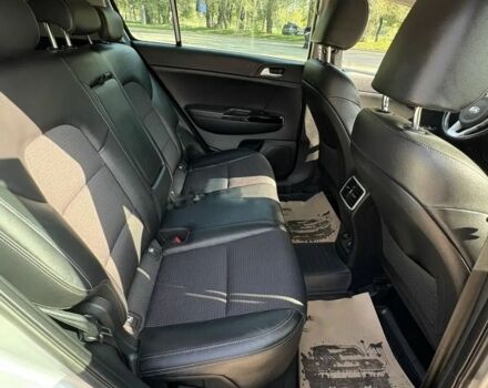 Серый Киа Sportage, объемом двигателя 2.4 л и пробегом 125 тыс. км за 12300 $, фото 13 на Automoto.ua