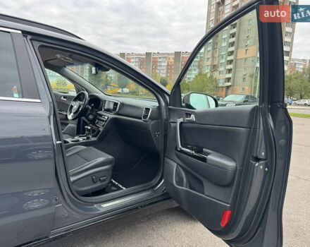 Киа Sportage 2021 в Черкассах на Automoto.ua Серый Киа Sportage, объемом двигателя 1.59 л и пробегом 100 тыс. км за 21000 $, фото 17 на Automoto.ua