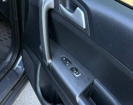 Серый Киа Sportage, объемом двигателя 1.6 л и пробегом 130 тыс. км за 17900 $, фото 31 на Automoto.ua