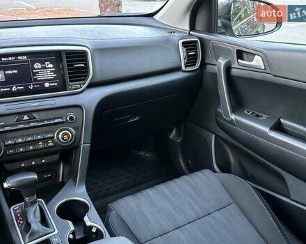 Киа Sportage 2021 в Харькове на Automoto.ua Серый Киа Sportage, объемом двигателя 1.59 л и пробегом 21 тыс. км за 19900 $, фото 33 на Automoto.ua