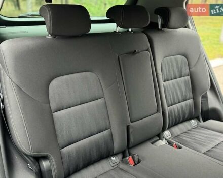 Сірий Кіа Sportage, об'ємом двигуна 1.59 л та пробігом 48 тис. км за 19500 $, фото 65 на Automoto.ua