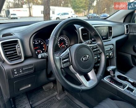 Киа Sportage 2021 в Харькове на Automoto.ua Серый Киа Sportage, объемом двигателя 1.59 л и пробегом 21 тыс. км за 19900 $, фото 12 на Automoto.ua