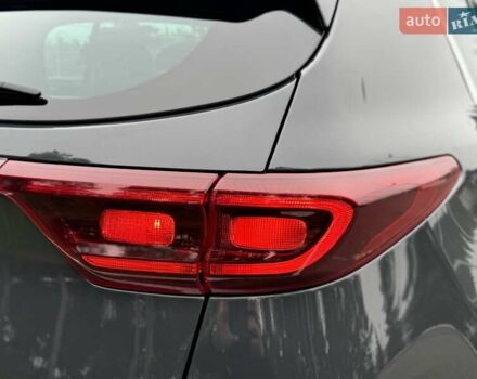 Сірий Кіа Sportage, об'ємом двигуна 1.59 л та пробігом 48 тис. км за 19500 $, фото 19 на Automoto.ua