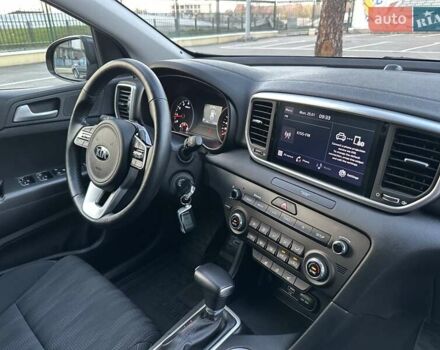 Киа Sportage 2021 в Харькове на Automoto.ua Серый Киа Sportage, объемом двигателя 1.59 л и пробегом 21 тыс. км за 19900 $, фото 24 на Automoto.ua