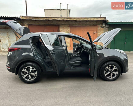 Сірий Кіа Sportage, об'ємом двигуна 1.59 л та пробігом 64 тис. км за 19900 $, фото 36 на Automoto.ua