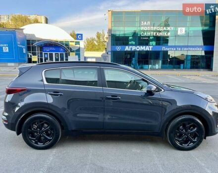 Сірий Кіа Sportage, об'ємом двигуна 1.59 л та пробігом 105 тис. км за 21300 $, фото 7 на Automoto.ua