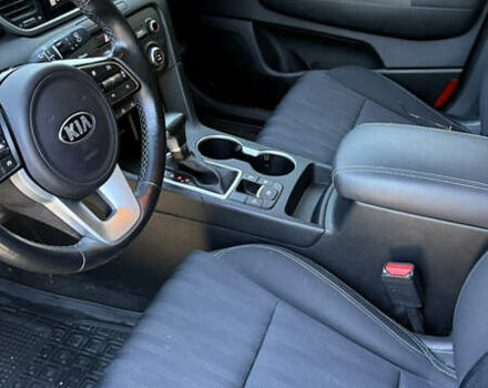 Серый Киа Sportage, объемом двигателя 1.6 л и пробегом 130 тыс. км за 17900 $, фото 14 на Automoto.ua