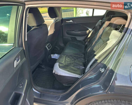 Серый Киа Sportage, объемом двигателя 1.59 л и пробегом 55 тыс. км за 21800 $, фото 9 на Automoto.ua