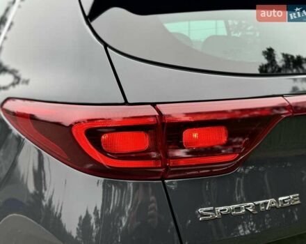 Сірий Кіа Sportage, об'ємом двигуна 1.59 л та пробігом 48 тис. км за 19500 $, фото 20 на Automoto.ua