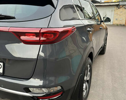 Сірий Кіа Sportage, об'ємом двигуна 1.59 л та пробігом 64 тис. км за 19900 $, фото 28 на Automoto.ua