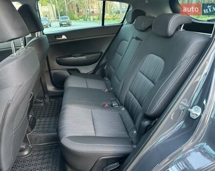 Киа Sportage 2021 в Харькове на Automoto.ua Серый Киа Sportage, объемом двигателя 1.59 л и пробегом 21 тыс. км за 19900 $, фото 18 на Automoto.ua