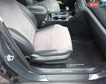 Серый Киа Sportage, объемом двигателя 1.59 л и пробегом 45 тыс. км за 22000 $, фото 43 на Automoto.ua