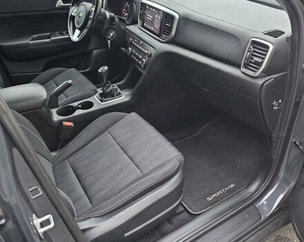 Серый Киа Sportage, объемом двигателя 1.59 л и пробегом 68 тыс. км за 19300 $, фото 16 на Automoto.ua
