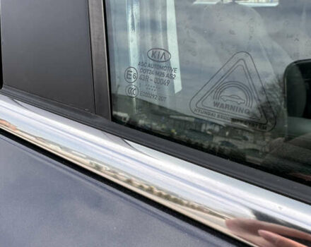 Серый Киа Sportage, объемом двигателя 1.59 л и пробегом 58 тыс. км за 18000 $, фото 21 на Automoto.ua