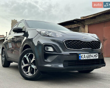 Сірий Кіа Sportage, об'ємом двигуна 1.59 л та пробігом 64 тис. км за 19900 $, фото 8 на Automoto.ua