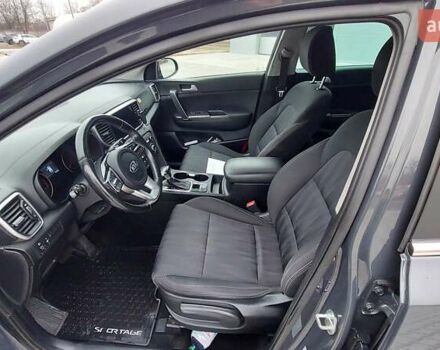 Сірий Кіа Sportage, об'ємом двигуна 1.59 л та пробігом 73 тис. км за 19000 $, фото 21 на Automoto.ua
